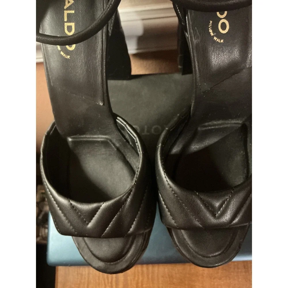ALDO Black Quilted Platform Wedge Heels Ankle‎ Strap Sandals Women's Size 8.5